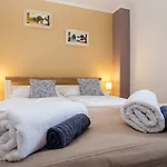 Casa Montana * 巴拉顿诺尔马迪