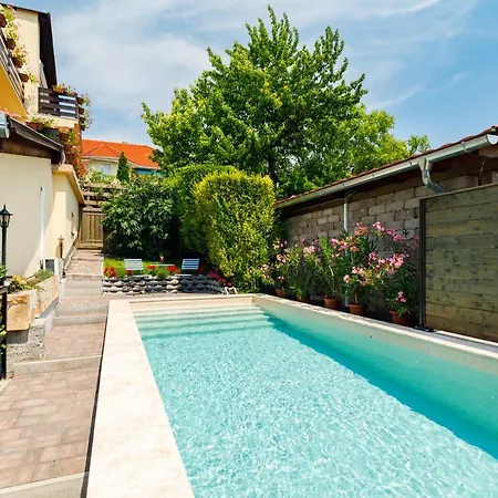 Casa Montana Lägenhet Balatonalmádi