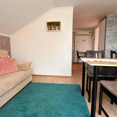 Casa Montana Lägenhet Balatonalmádi